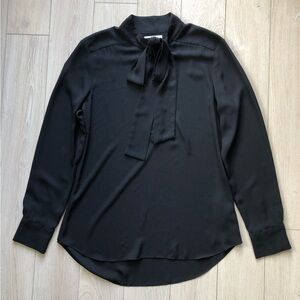 Aritzia Babaton Classic Tie Neck Blouse in Black Size S